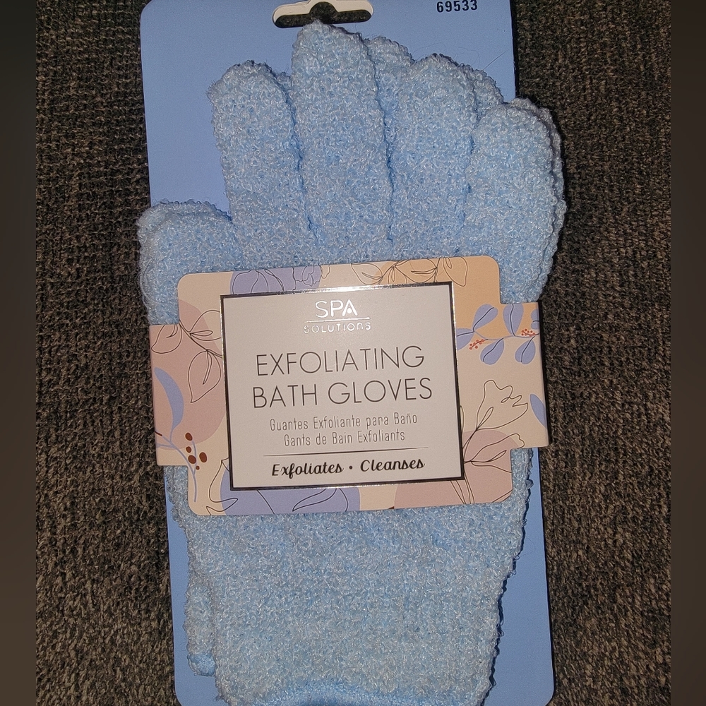 Exfoliating gloves